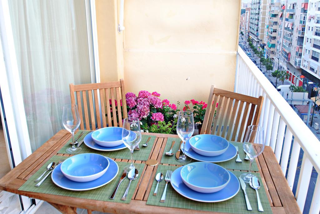 Malaga Center Flat Holidays Salitre Exterior foto